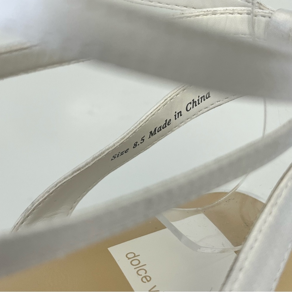 Dolce Vita White Satin Pearl Strappy Flat Sandals Bridal Wedding Size 8.5 - Picture 10 of 13